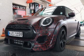 【速攻動画】300PS超の新型ミニJCW GP、ニュルで疾走